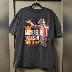 Adult L Remembering Michael Jackson T-Shirt